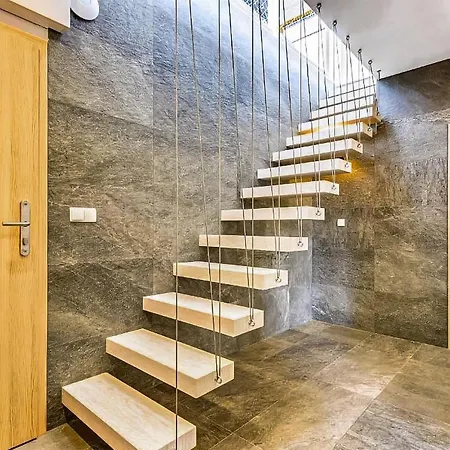 Lovely In With Kitchen Διαμέρισμα *