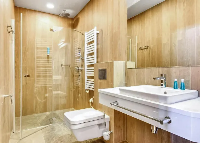 Lovely In With Kitchen Apartament